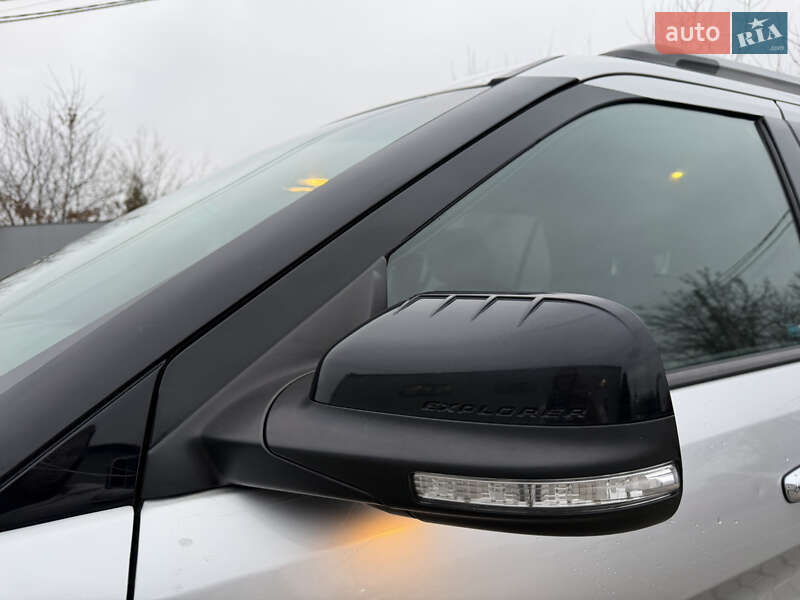 Внедорожник / Кроссовер Ford Explorer 2014 в Ивано-Франковске