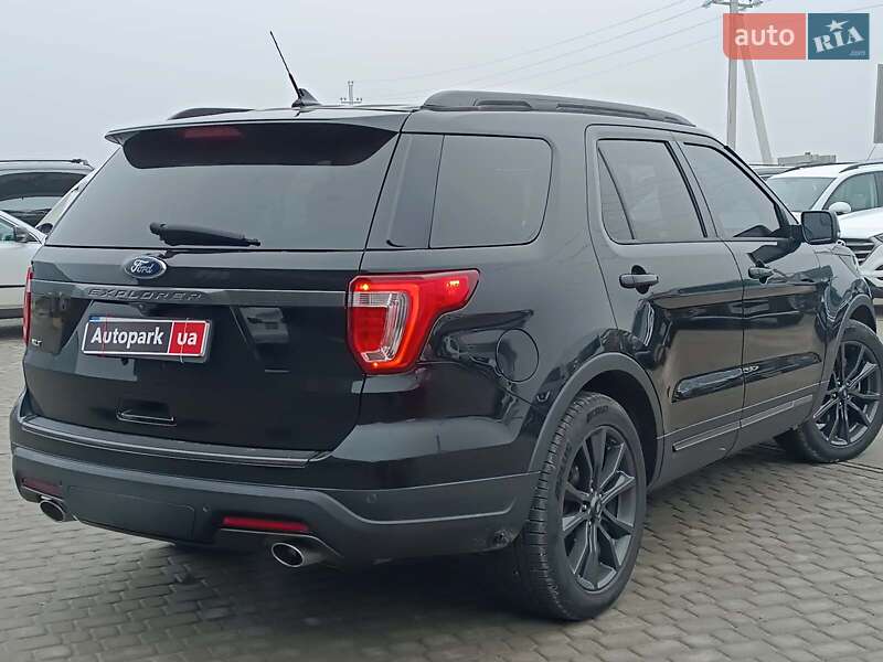 Позашляховик / Кросовер Ford Explorer 2018 в Львові
