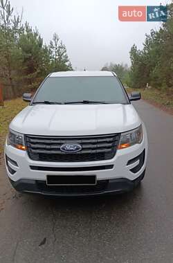Позашляховик / Кросовер Ford Explorer 2018 в Вараші