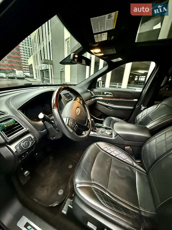 Внедорожник / Кроссовер Ford Explorer 2018 в Киеве