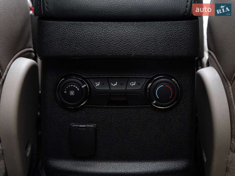 Внедорожник / Кроссовер Ford Explorer 2015 в Львове фото 11 Внедорожник / Кроссовер Ford Explorer 2015 в Львове