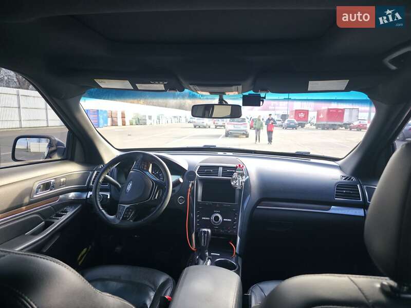Позашляховик / Кросовер Ford Explorer 2019 в Кременчуці фото 25 Позашляховик / Кросовер Ford Explorer 2019 в Кременчуці