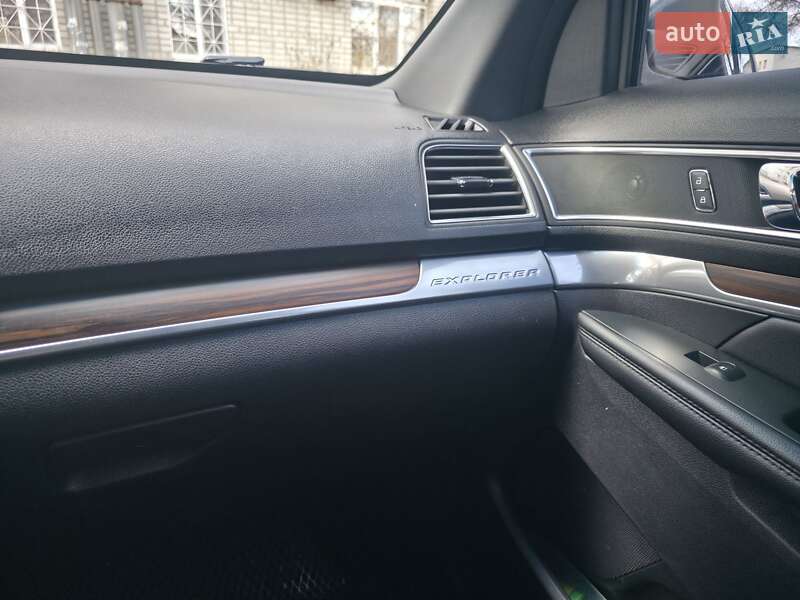 Позашляховик / Кросовер Ford Explorer 2019 в Кременчуці фото 17 Позашляховик / Кросовер Ford Explorer 2019 в Кременчуці