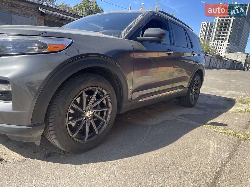 Внедорожник / Кроссовер Ford Explorer 2020 в Киеве