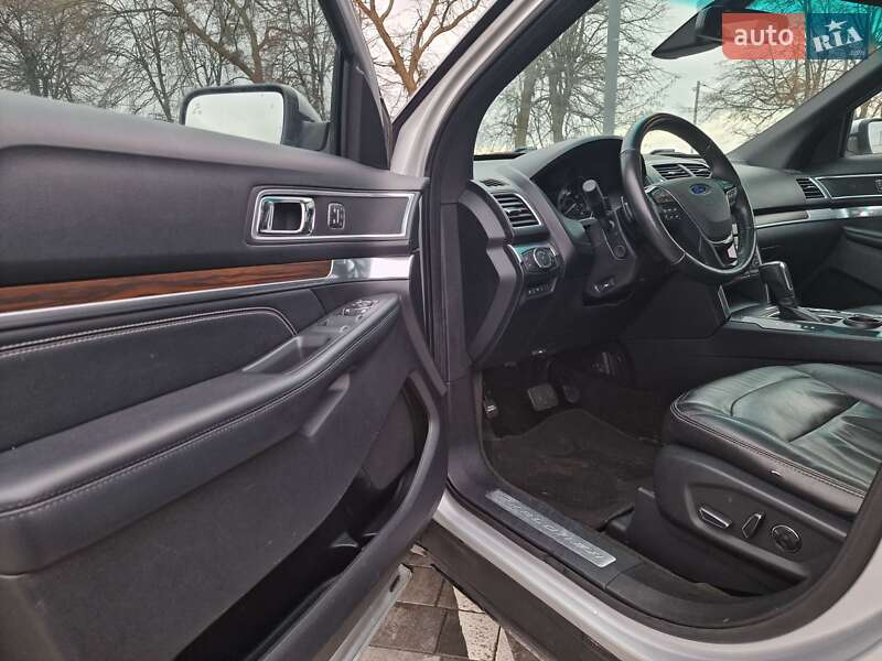 Внедорожник / Кроссовер Ford Explorer 2016 в Виннице фото 35 Внедорожник / Кроссовер Ford Explorer 2016 в Виннице