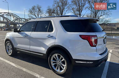 Позашляховик / Кросовер Ford Explorer 2018 в Києві