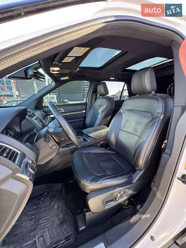 Позашляховик / Кросовер Ford Explorer 2018 в Києві