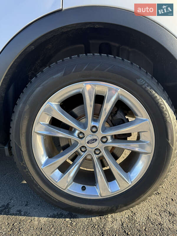 Позашляховик / Кросовер Ford Explorer 2018 в Києві