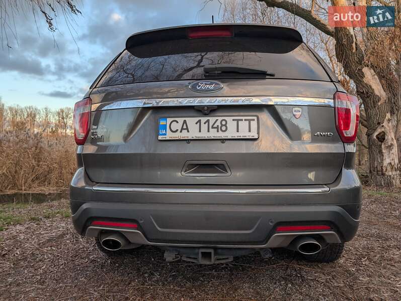 Позашляховик / Кросовер Ford Explorer 2017 в Черкасах