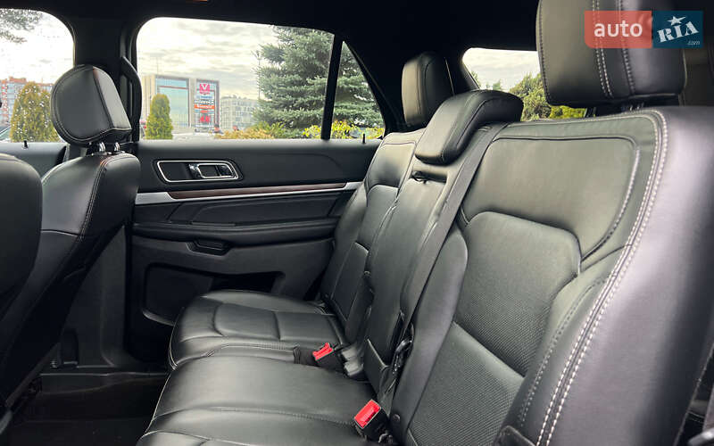 Внедорожник / Кроссовер Ford Explorer 2017 в Львове