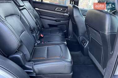 Позашляховик / Кросовер Ford Explorer 2016 в Ковелі