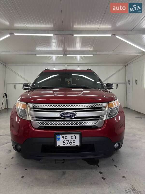Позашляховик / Кросовер Ford Explorer 2014 в Ланівці