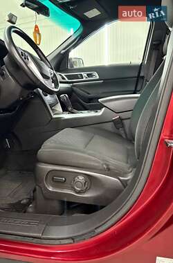 Позашляховик / Кросовер Ford Explorer 2014 в Ланівці