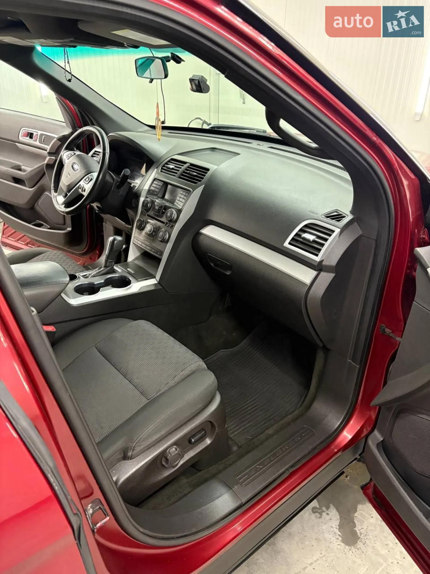2014 Ford Explorer - мініатюра 26
