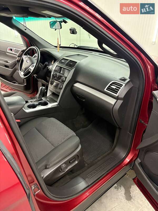 Позашляховик / Кросовер Ford Explorer 2014 в Ланівці