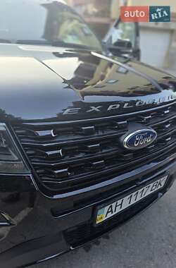 Внедорожник / Кроссовер Ford Explorer 2015 в Одессе