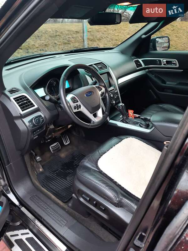 Внедорожник / Кроссовер Ford Explorer 2014 в Ивано-Франковске