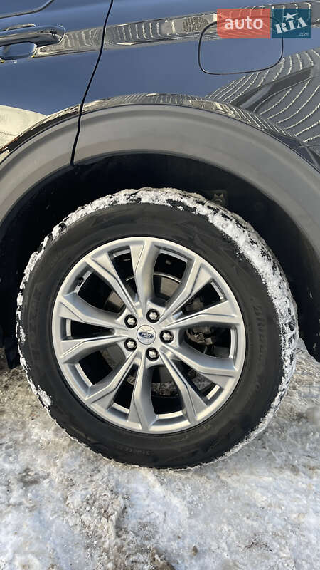 Внедорожник / Кроссовер Ford Explorer 2020 в Киеве