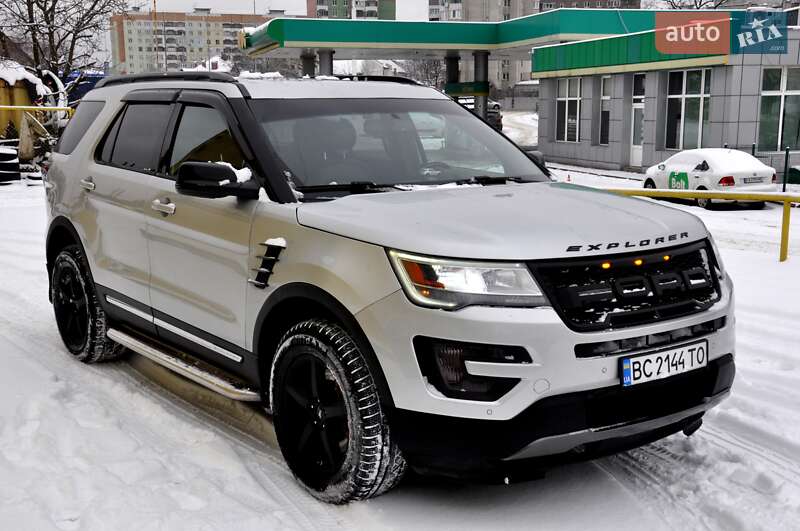 Внедорожник / Кроссовер Ford Explorer 2016 в Львове