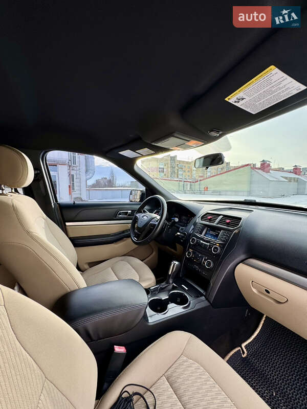 Внедорожник / Кроссовер Ford Explorer 2017 в Виннице