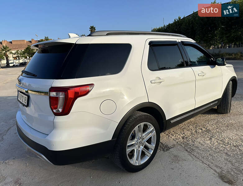 Внедорожник / Кроссовер Ford Explorer 2016 в Львове фото 5 Внедорожник / Кроссовер Ford Explorer 2016 в Львове