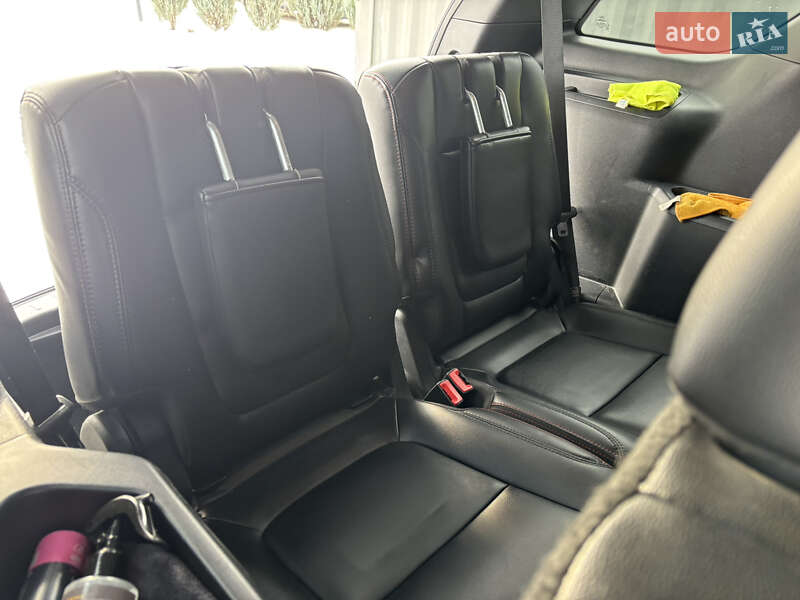 Внедорожник / Кроссовер Ford Explorer 2017 в Полтаве