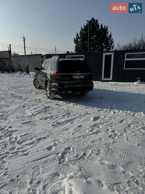 Внедорожник / Кроссовер Ford Explorer 2018 в Новомосковске