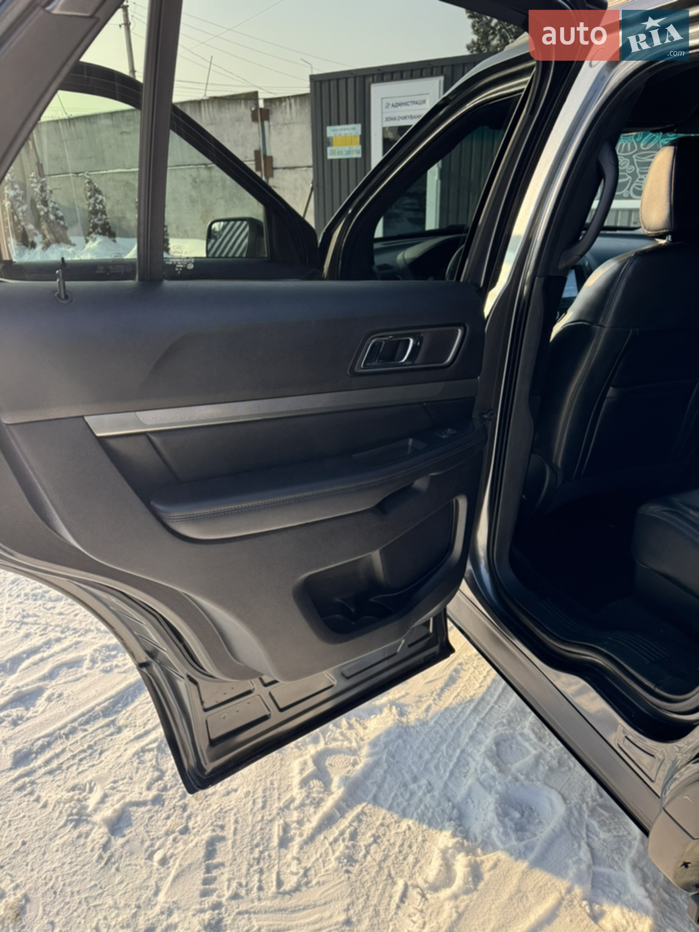 2018 Ford Explorer - мініатюра 8