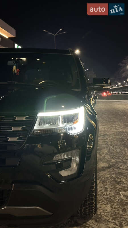 Внедорожник / Кроссовер Ford Explorer 2016 в Буче
