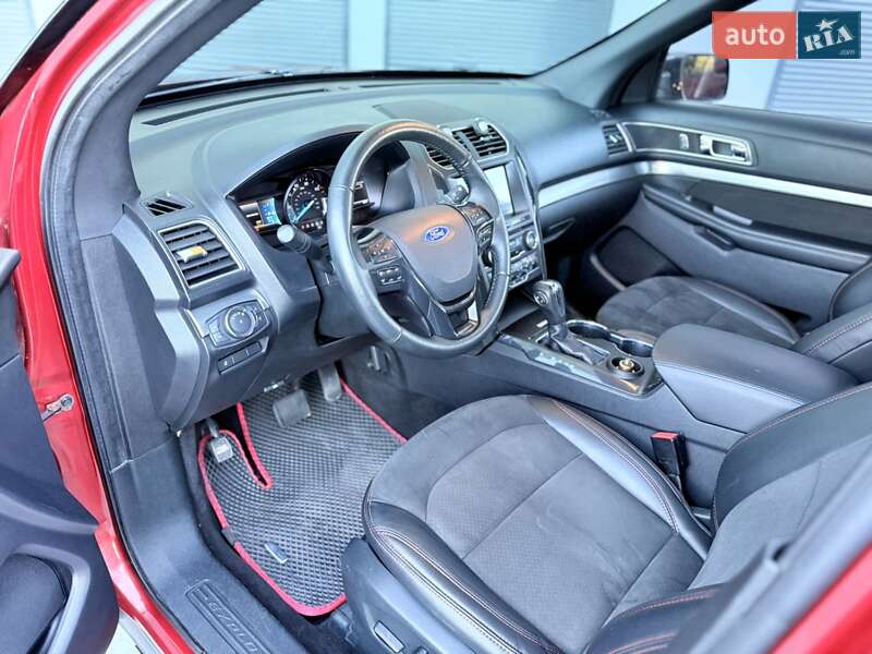 Позашляховик / Кросовер Ford Explorer 2018 в Шепетівці фото 42 Позашляховик / Кросовер Ford Explorer 2018 в Шепетівці