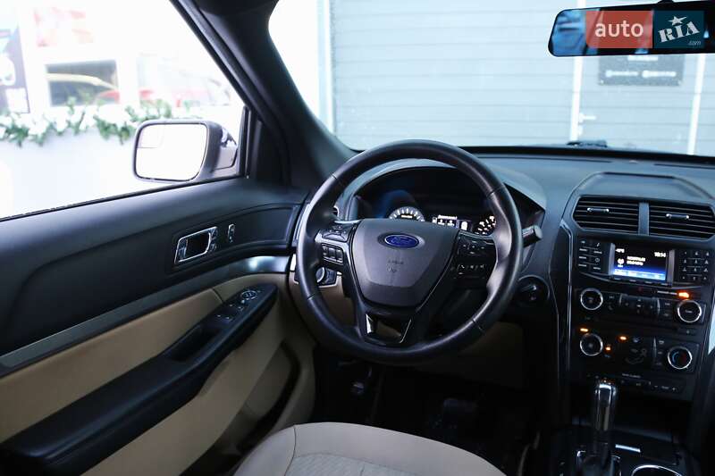Внедорожник / Кроссовер Ford Explorer 2017 в Киеве
