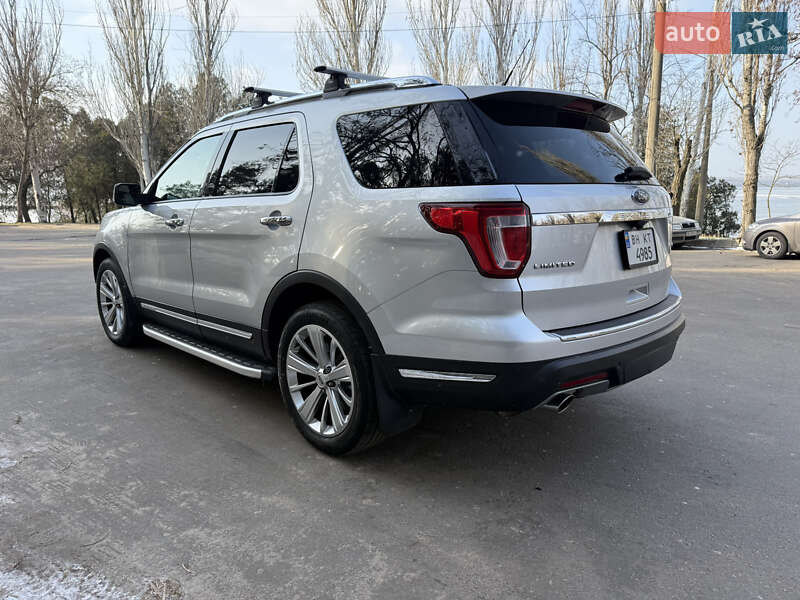 Позашляховик / Кросовер Ford Explorer 2019 в Миколаєві