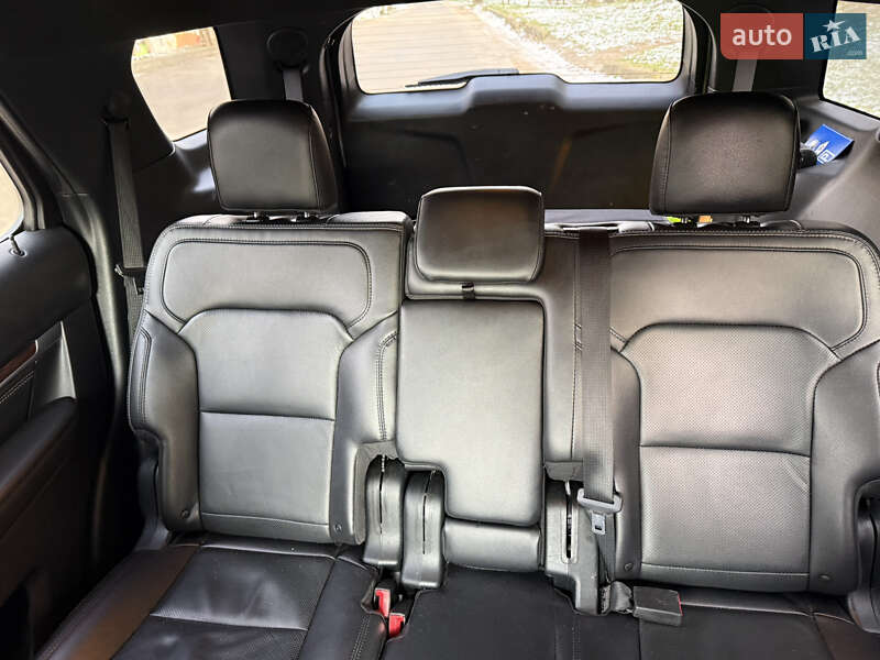 Позашляховик / Кросовер Ford Explorer 2019 в Миколаєві