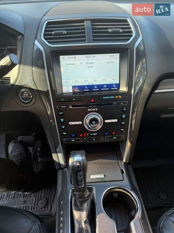 Позашляховик / Кросовер Ford Explorer 2017 в Рівному