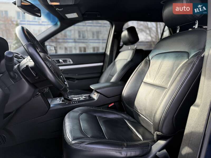 Внедорожник / Кроссовер Ford Explorer 2016 в Киеве фото 7 Внедорожник / Кроссовер Ford Explorer 2016 в Киеве