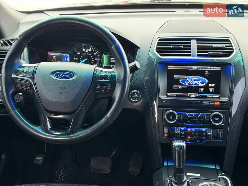 Позашляховик / Кросовер Ford Explorer 2015 в Вінниці