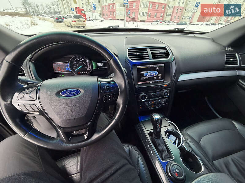 Позашляховик / Кросовер Ford Explorer 2015 в Вінниці