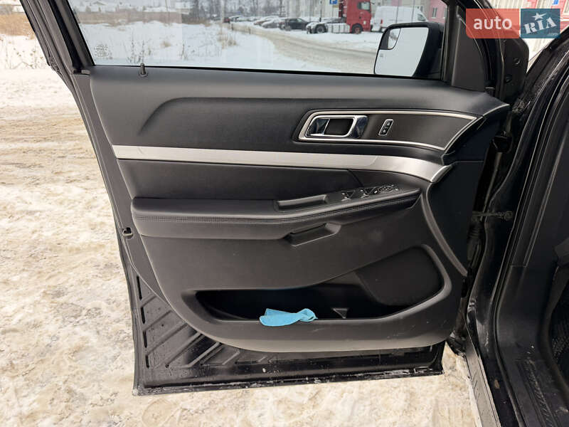 Позашляховик / Кросовер Ford Explorer 2015 в Вінниці