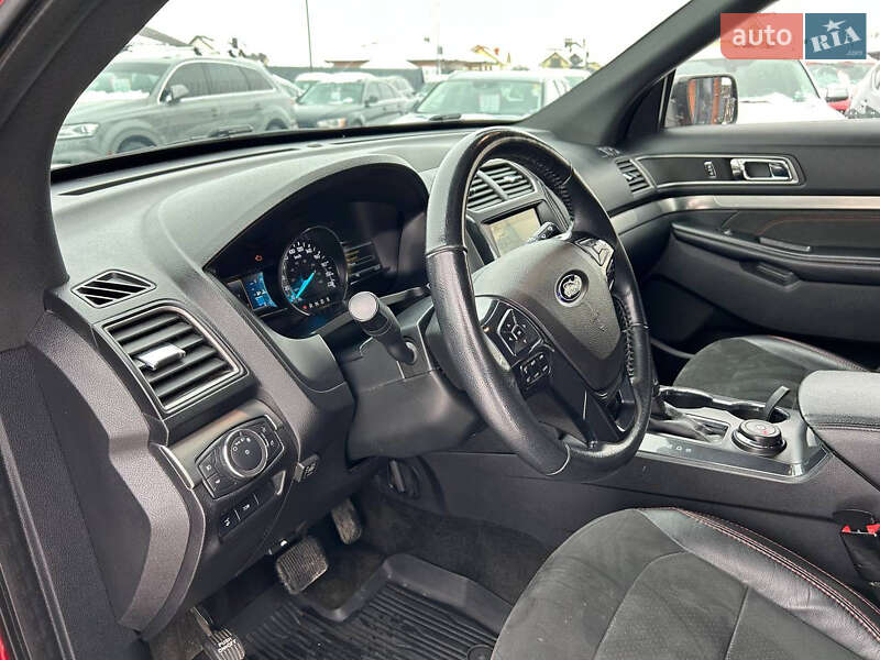 Внедорожник / Кроссовер Ford Explorer 2018 в Стрые