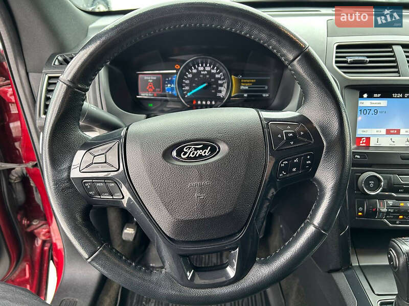 Внедорожник / Кроссовер Ford Explorer 2018 в Стрые