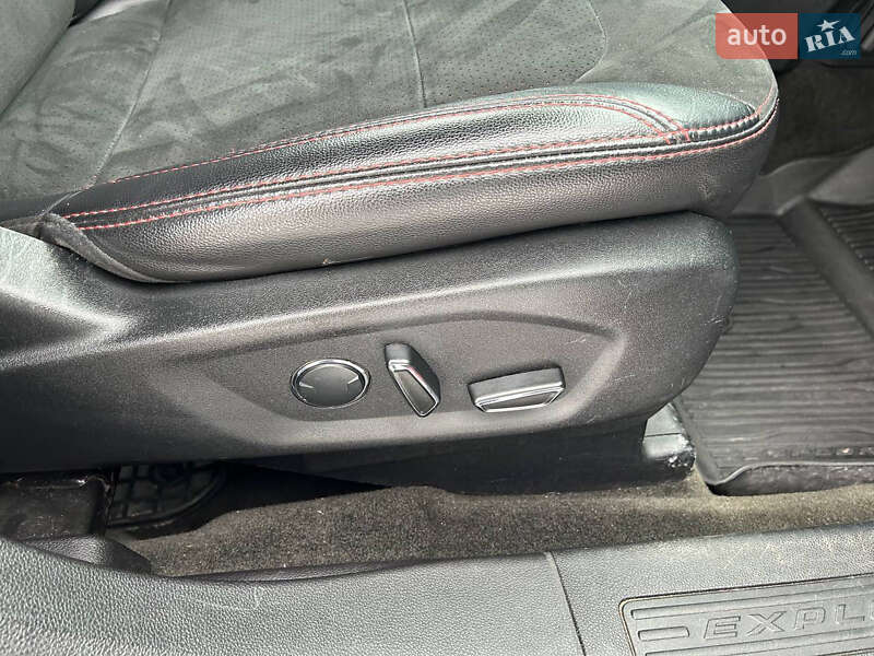 Внедорожник / Кроссовер Ford Explorer 2018 в Стрые