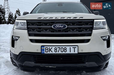 Позашляховик / Кросовер Ford Explorer 2017 в Львові
