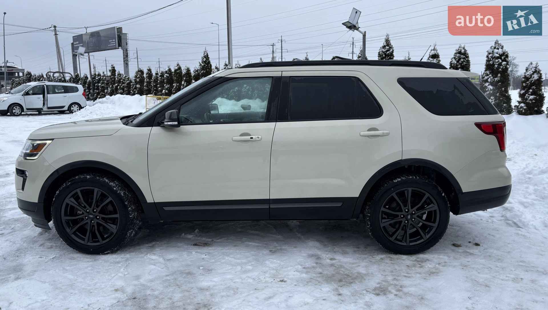 2017 Ford Explorer - мініатюра 9