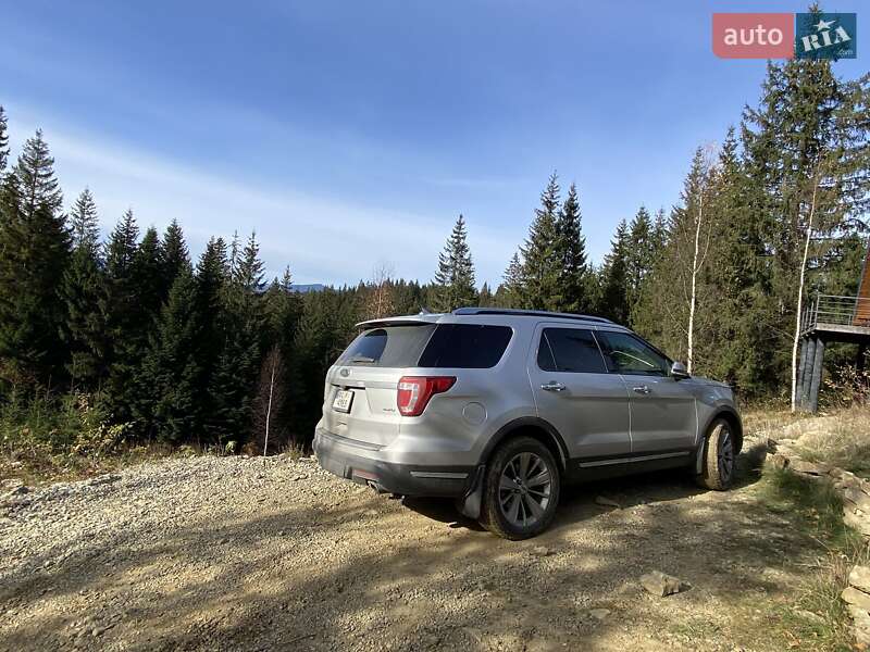 Позашляховик / Кросовер Ford Explorer 2019 в Львові