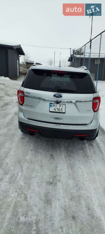 Позашляховик / Кросовер Ford Explorer 2019 в Львові