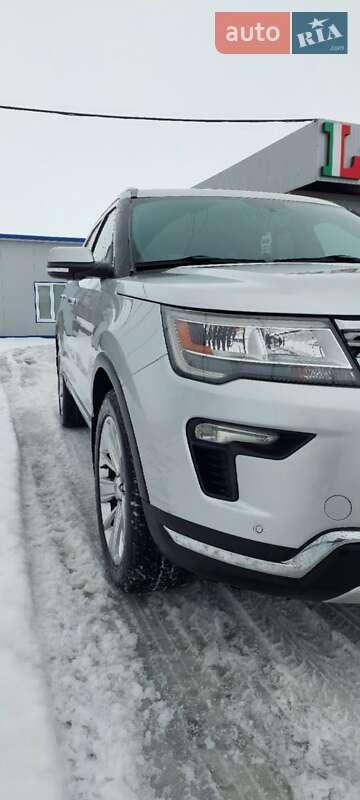 Позашляховик / Кросовер Ford Explorer 2019 в Львові