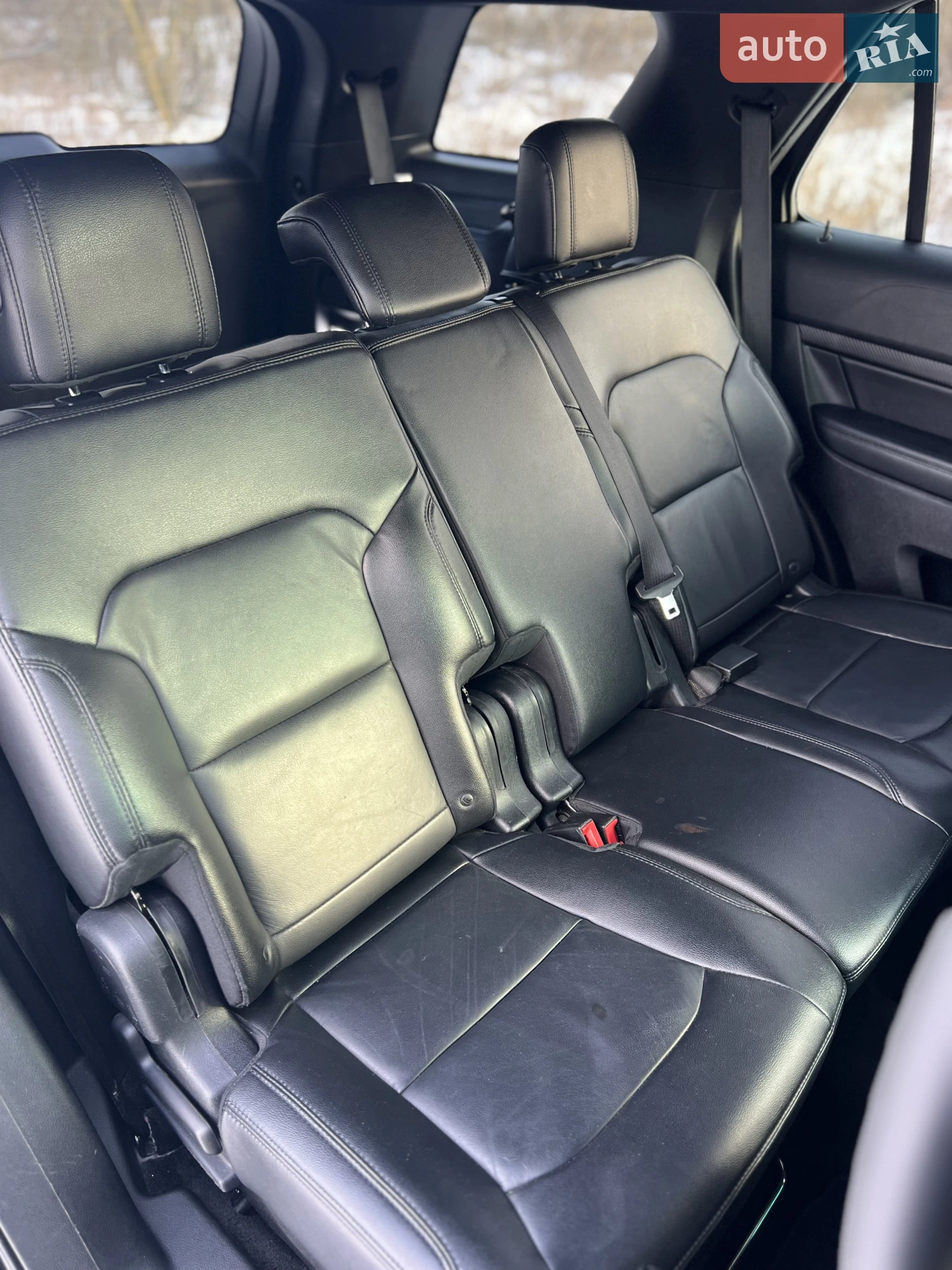 2016 Ford Explorer - мініатюра 26