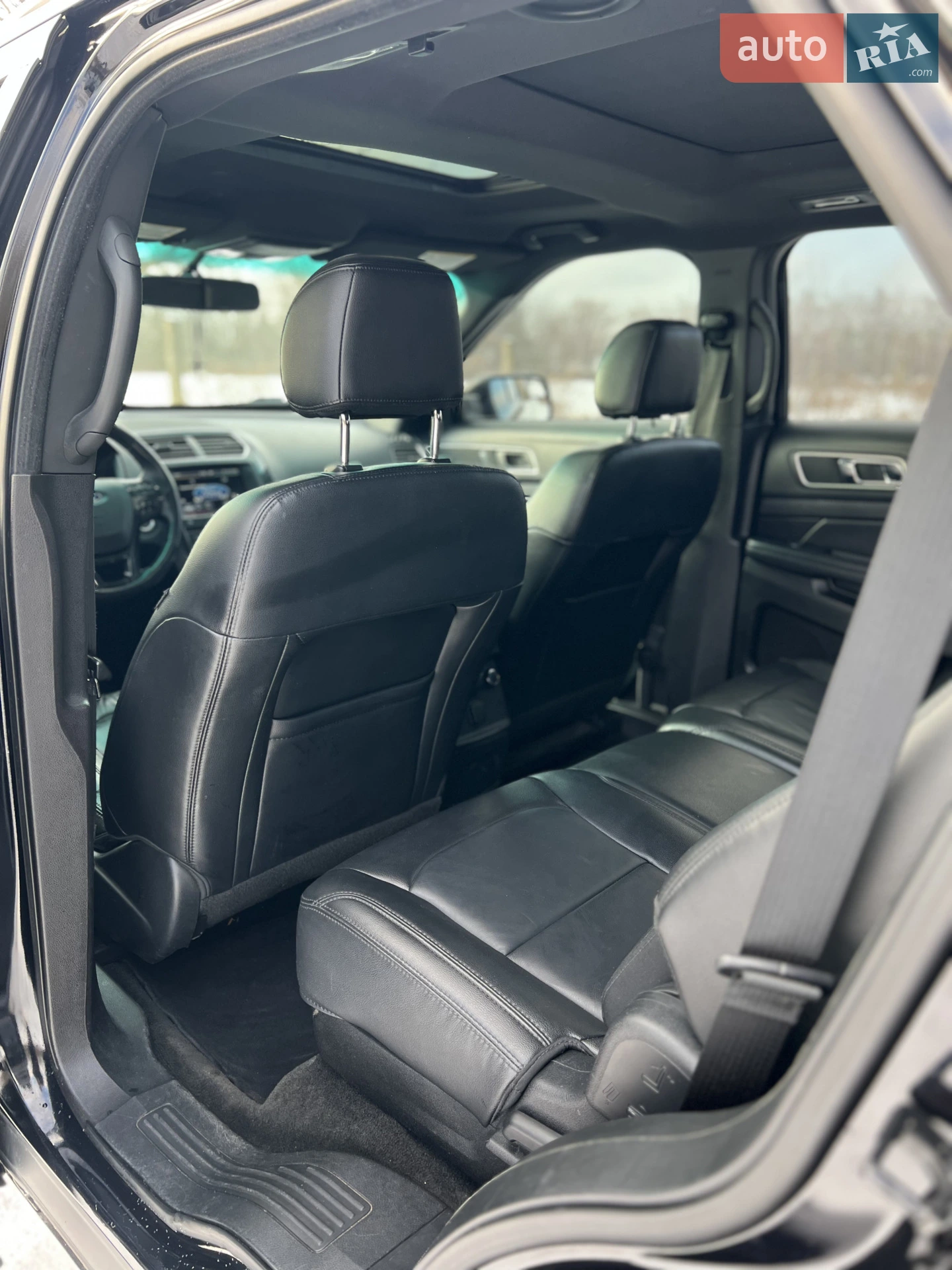 2016 Ford Explorer - мініатюра 27