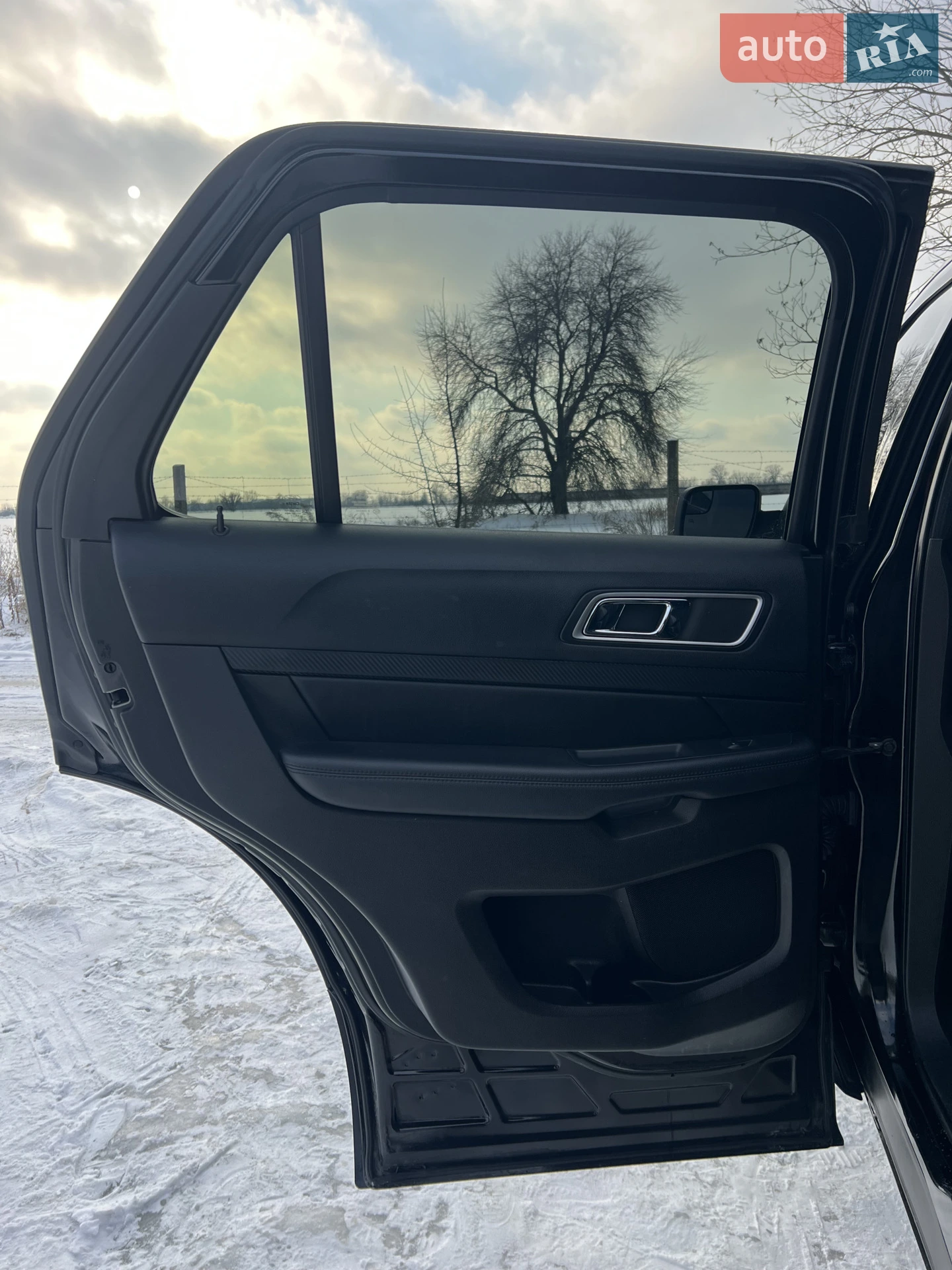 2016 Ford Explorer - мініатюра 31