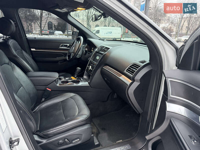 Позашляховик / Кросовер Ford Explorer 2017 в Києві фото 12 Позашляховик / Кросовер Ford Explorer 2017 в Києві